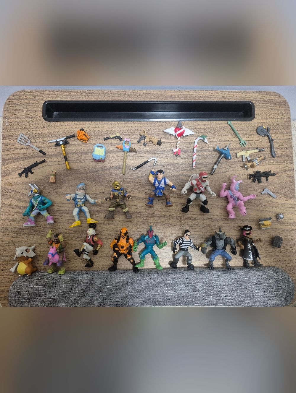 Fortnite Battle Royale Figures 36 Pieces